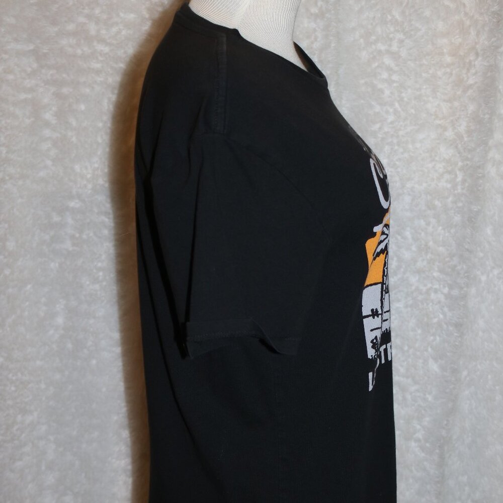 Levi t-shirt unisex great shape size small - Picture 2 of 6